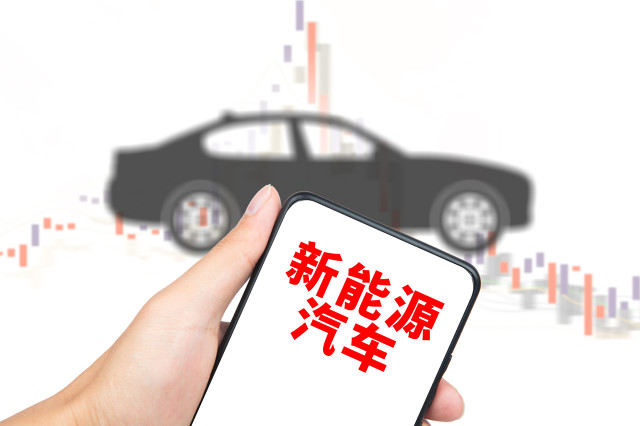 如何修复汽车凹洞